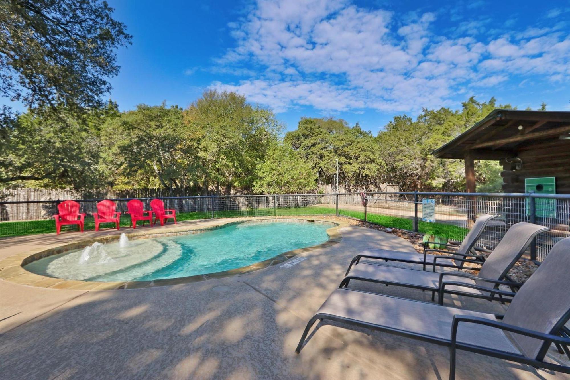 Wimberley Log Cabins Resort And Suites- Unit 5 エクステリア 写真